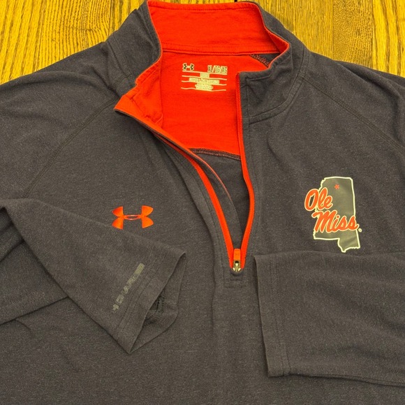 Under Armour Ole Miss Rebels 1/4 Zip Sweater Mens XL Blue Collegiate  Pullover - Picture 1 of 16